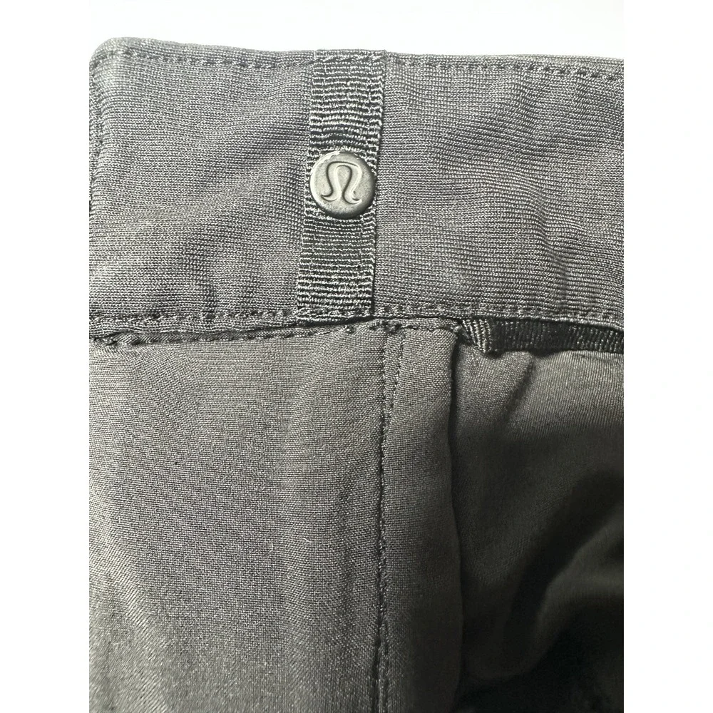 Lululemon MSRP $138  ABC Classic-Fit 5 Pocket Pant Warpstreme Black Size 32